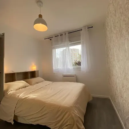 Apartment Sleep In *